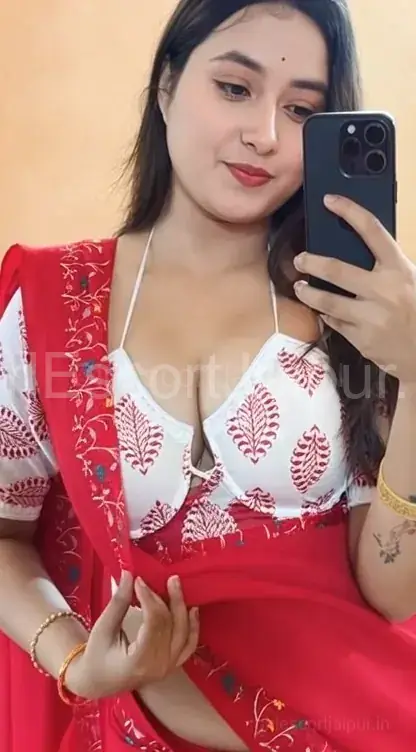 Meena Rathi profile photo 2